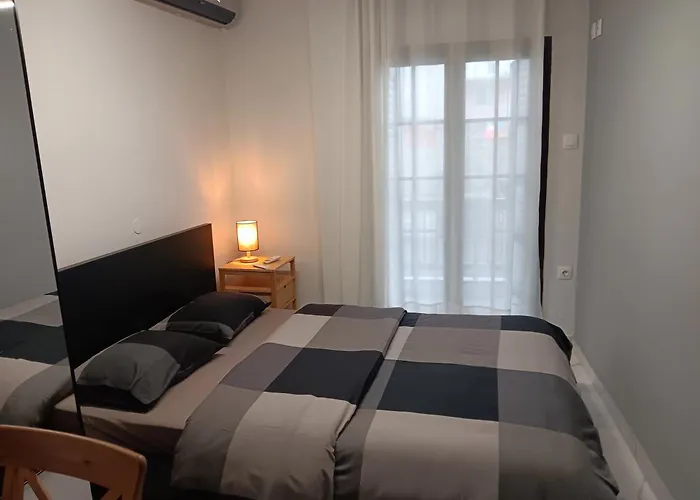 Dimo\'S Apartment